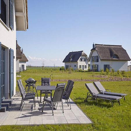 Reetland Am Meer - Premium Reetdachvilla Mit 3 Schlafzimmern, Sauna Und Kamin F07 Dranske Exterior photo