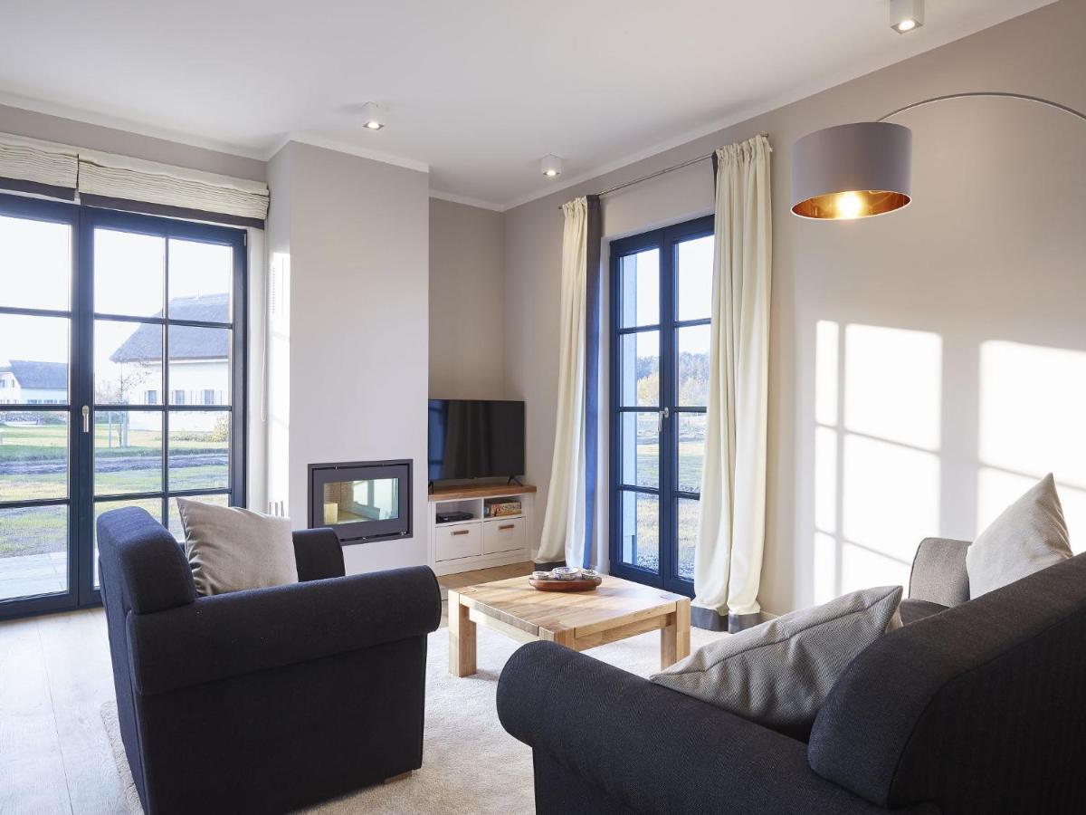 Reetland Am Meer - Premium Reetdachvilla Mit 3 Schlafzimmern, Sauna Und Kamin F07 Dranske Exterior photo