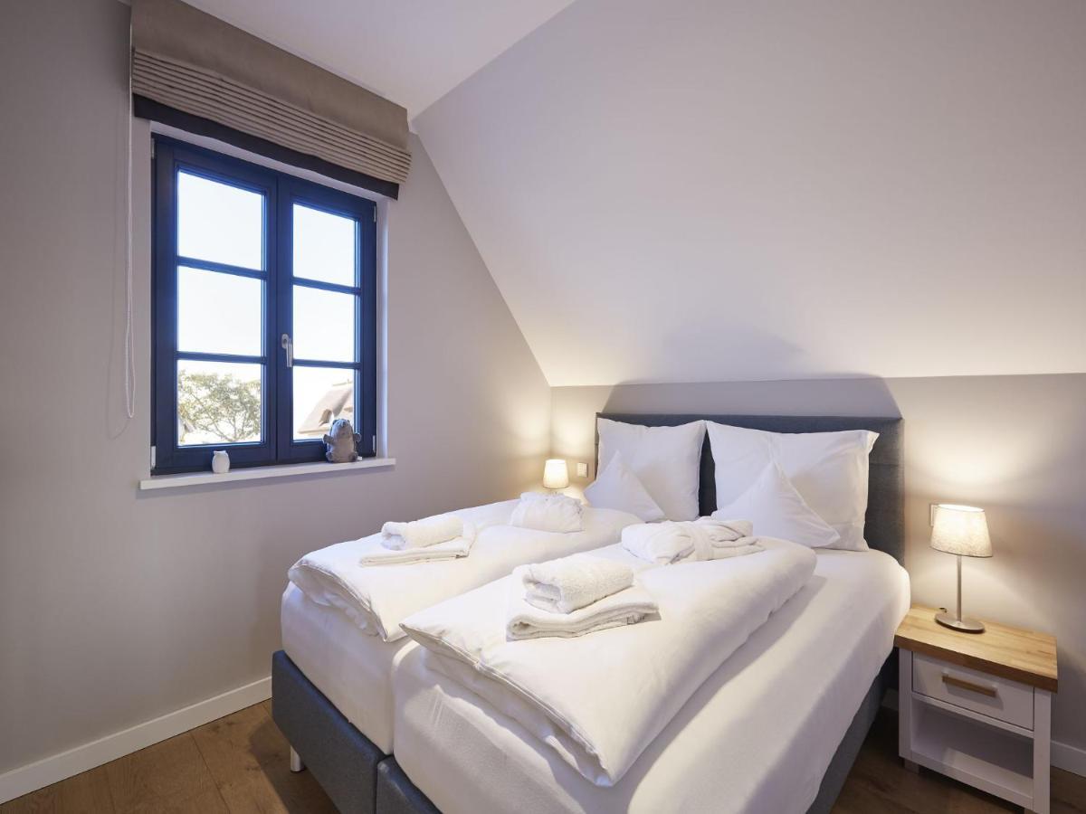 Reetland Am Meer - Premium Reetdachvilla Mit 3 Schlafzimmern, Sauna Und Kamin F07 Dranske Exterior photo