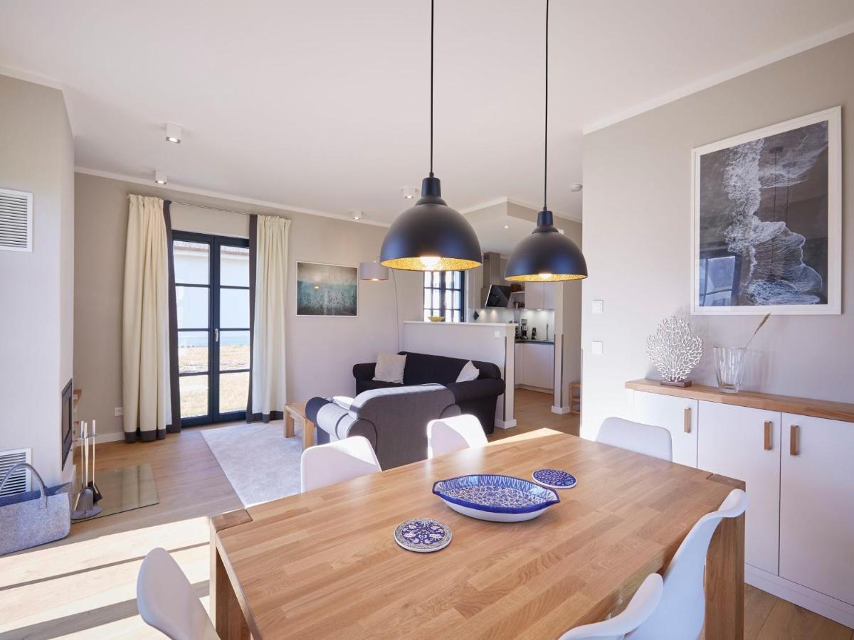 Reetland Am Meer - Premium Reetdachvilla Mit 3 Schlafzimmern, Sauna Und Kamin F07 Dranske Exterior photo